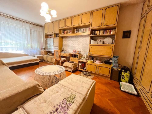 Тристаен апартамент в Русе, Възраждане - 77 кв.м за 1104 €/кв.м - Снимка #1