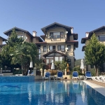 Къща в с. Кошарица, Област Бургас - 199 кв.м за 980 €/кв.м - Снимка #1