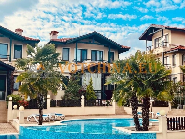 Къща в с. Кошарица, Област Бургас - 157 кв.м за 1147 €/кв.м - Снимка #1