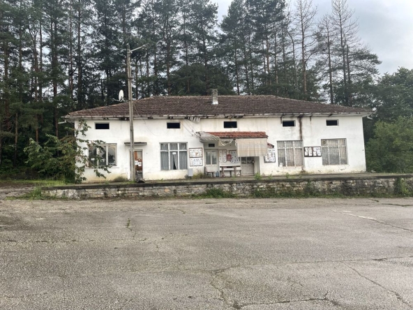 Къща в с. Камещица, Област Габрово - 210 кв.м за 85 €/кв.м - Снимка #1