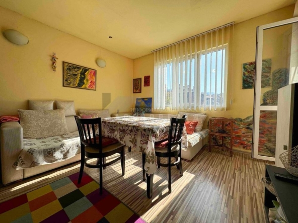 Етаж от къща в Асеновград - 200 кв.м за 663 €/кв.м - Снимка #1