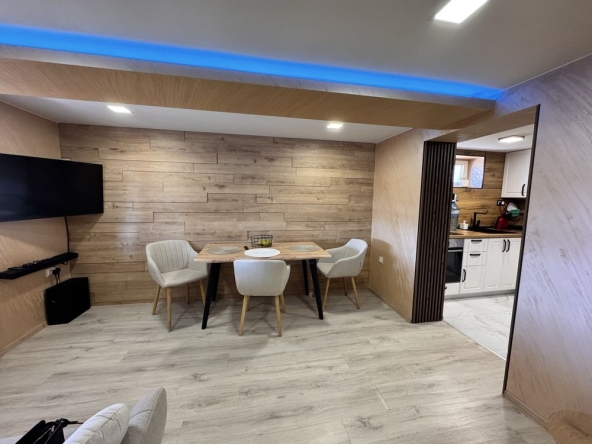 Къща в с. Божурица, Област Плевен - 80 кв.м за 1500 €/кв.м - Снимка #1