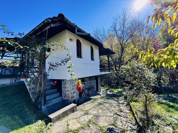 Къща в Априлци - 84 кв.м за 953 €/кв.м - Снимка #1