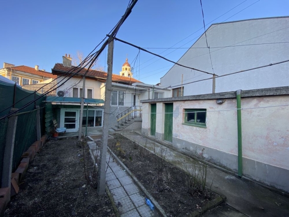 Къща в Ямбол, Хале - 84 кв.м за 1032 €/кв.м - Снимка #1