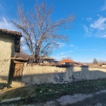 Къща в с. Ивански, Област Шумен - 941 кв.м за 29 €/кв.м - Снимка #1