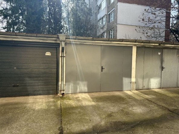 Дава се под наем Гараж / Паркомясто в Стара Загора, Македонски - 16 кв.м за 81.6 € - Снимка #1