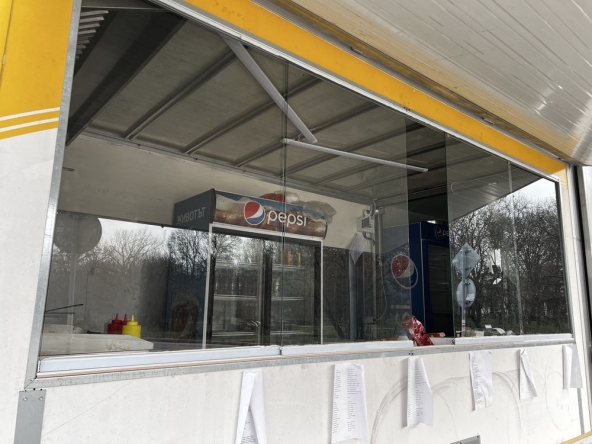 Дава се под наем Заведение в София, Надежда 1 - 30 кв.м за 816 € - Снимка #1