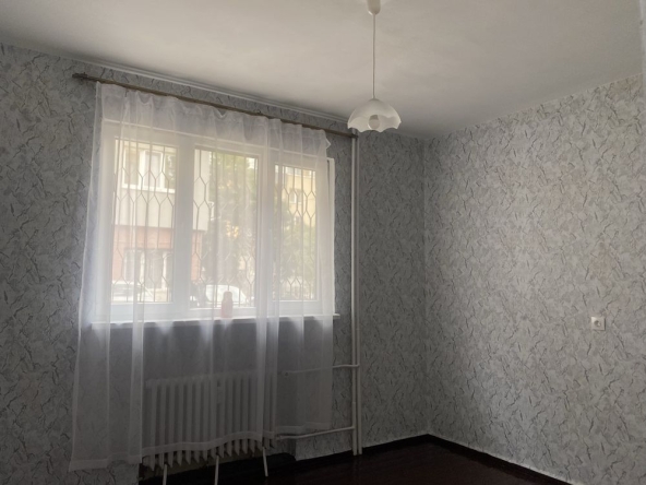 Дава се под наем Офис в София, Център - 45 кв.м за 321.3 € - Снимка #1