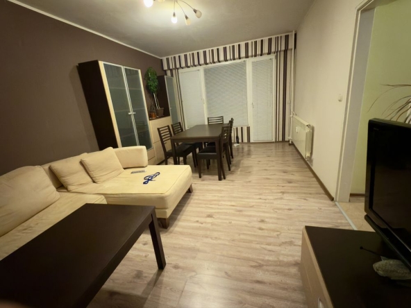 Дава се под наем Тристаен апартамент в Козлодуй - 78 кв.м за 510 € - Снимка #1