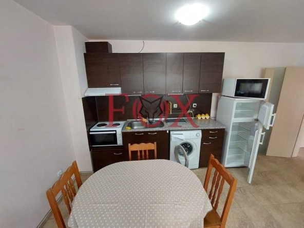 Дава се под наем Двустаен апартамент в Варна, Лятно кино Тракия - 70 кв.м за 408 € - Снимка #1