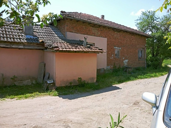 Къща в с. Шумата, Област Габрово - 120 кв.м за 234 €/кв.м - Снимка #1