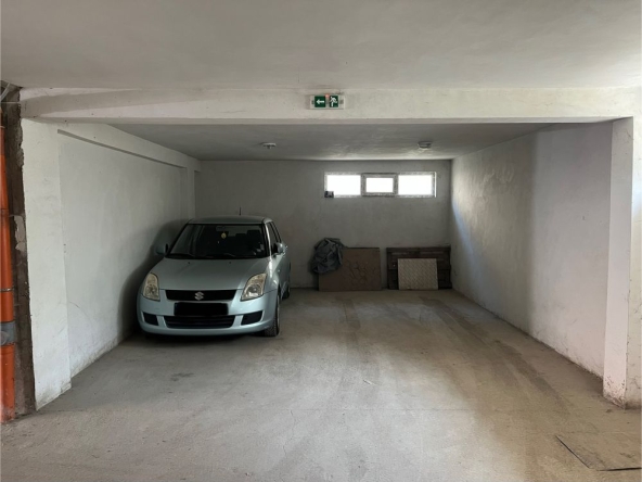 Дава се под наем Гараж / Паркомясто в София, Овча купел - 20 кв.м за 76.5 € - Снимка #1