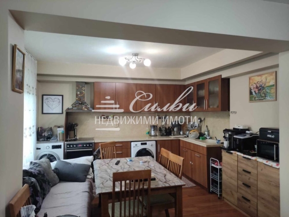 Етаж от къща в Шумен, Дивдядово - 98 кв.м за 1776 €/кв.м - Снимка #1