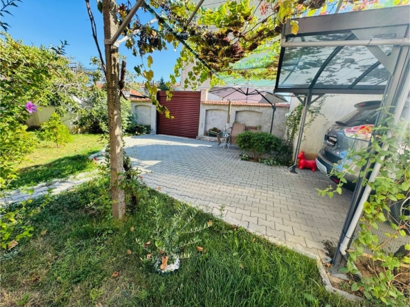 Къща в Стара Загора, Самара 3 - 250 кв.м за 1392 €/кв.м - Снимка #1