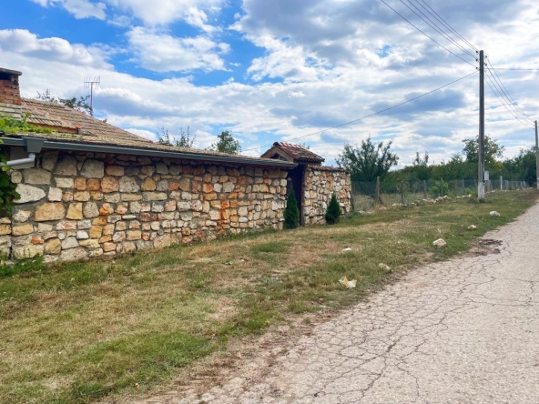 Къща в Добрич, Балик - 120 кв.м за 333 €/кв.м - Снимка #1