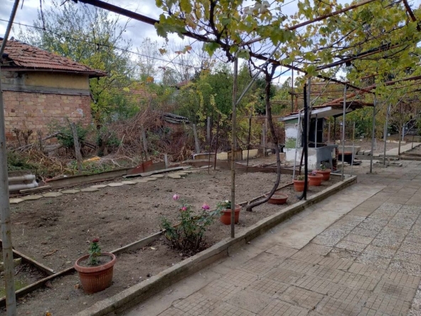 Къща в Раднево - 72 кв.м за 496 €/кв.м - Снимка #1