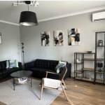 Дава се под наем Тристаен апартамент в София, Изток - 90 кв.м за 1000 € - Снимка #1