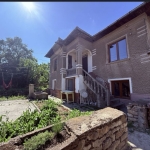 Къща в с. Слатина, Област Ловеч - 100 кв.м за 118 €/кв.м - Снимка #1