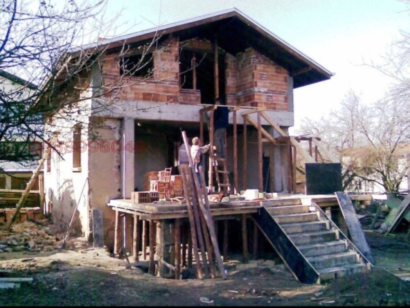 Къща в с. Горни Окол, Област София-област - 150 кв.м за 408 €/кв.м - Снимка #1