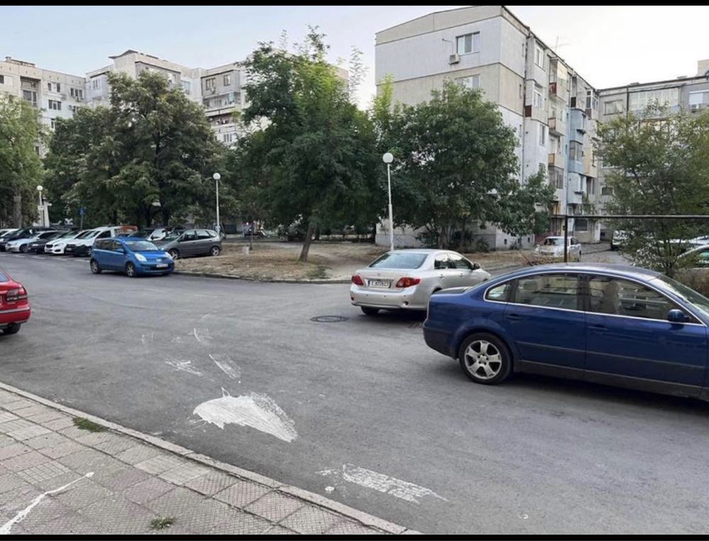 Дава се под наем Двустаен апартамент в Пловдив, Христо Смирненски - 60 кв.м за 328.95 € - Снимка #1