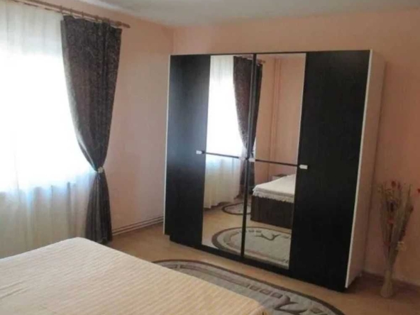 Дава се под наем Едностаен апартамент в Пловдив, Център - 45 кв.м за 204 € - Снимка #1