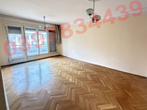 Четиристаен апартамент в Бургас, Център - 133 кв.м за 1266 €/кв.м - Снимка #1