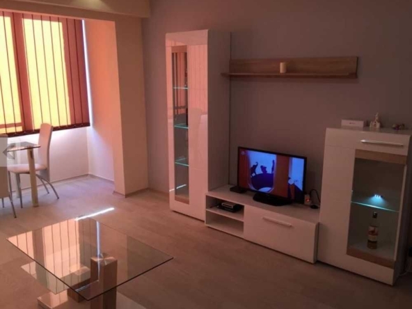 Тристаен апартамент в София, Слатина - 82 кв.м за 2440 €/кв.м - Снимка #1