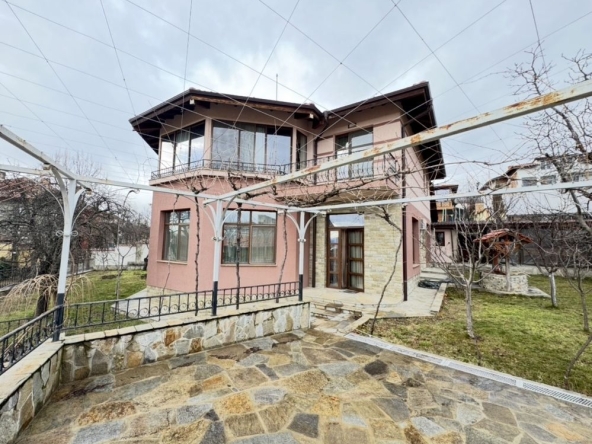 Къща в Казанлък - 270 кв.м за 943 €/кв.м - Снимка #1