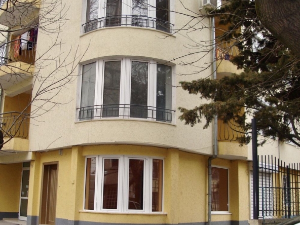 Едностаен апартамент в Бургас, Зорница - 17 кв.м за 2265 €/кв.м - Снимка #1