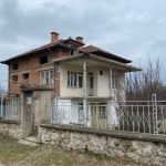 Къща в с. Каравелово, Област Пловдив - 160 кв.м за 310 €/кв.м - Снимка #1