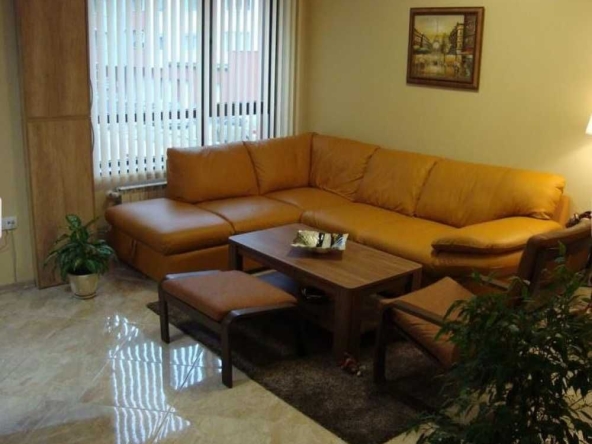 Тристаен апартамент в София, Манастирски ливади - 101 кв.м за 1882 €/кв.м - Снимка #1