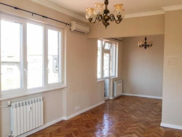 Двустаен апартамент в София, Лозенец - 80 кв.м за 1500 €/кв.м - Снимка #1