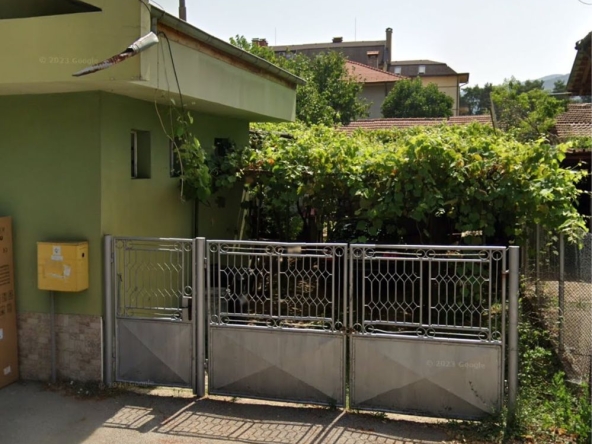 Къща в Ботевград - 220 кв.м за 464 €/кв.м - Снимка #1