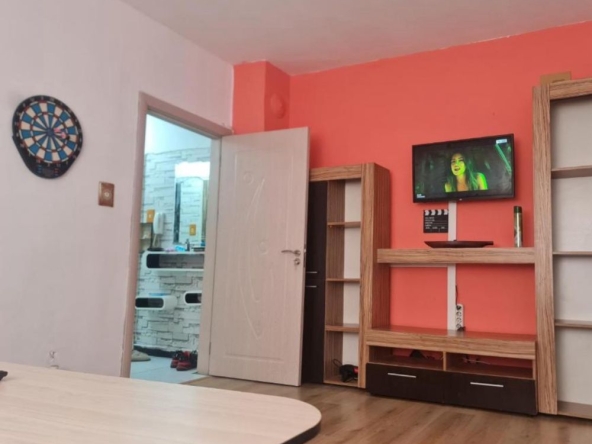 Дава се под наем Двустаен апартамент в Стара Загора, Кольо Ганчев - 65 кв.м за 30.6 € - Снимка #1