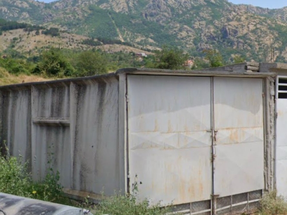 Гараж / Паркомясто в с. Балей, Област Видин - 25 кв.м за 51 €/кв.м - Снимка #1