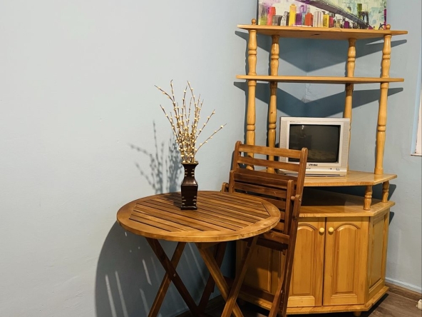 Дава се под наем Едностаен апартамент в Благоевград, Еленово 1 - 30 кв.м за 127.5 € - Снимка #1