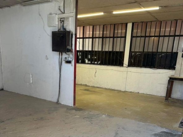 Дава се под наем Промишлена сграда в София, Обеля 2 - 55 кв.м за 382.5 € - Снимка #1