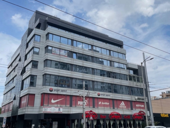 Дава се под наем Офис в София, Люлин 7 - 97 кв.м за 533 € - Снимка #1