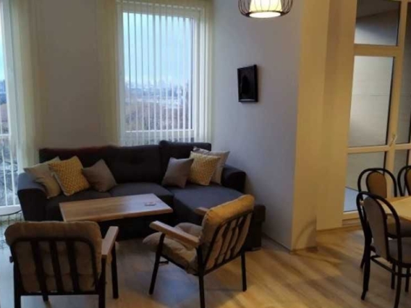 Дава се под наем Двустаен апартамент в София, Сухата река - 70 кв.м за 663 € - Снимка #1