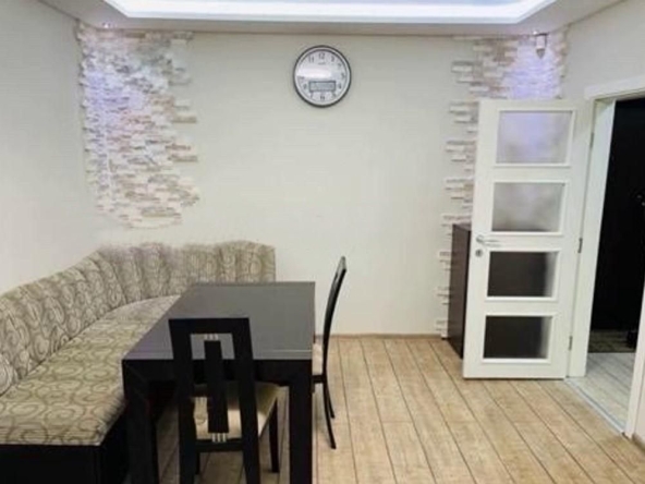 Дава се под наем Двустаен апартамент в София, Дървеница - 50 кв.м за 561 € - Снимка #1