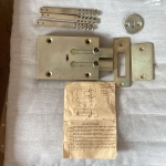 Гараж / Паркомясто в Брацигово - 221 кв.м за 1 €/кв.м - Снимка #1