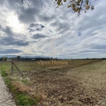 Земеделски имот в с. Оризари, Област Пловдив -  кв.м за 20000 €/дка - Снимка #1