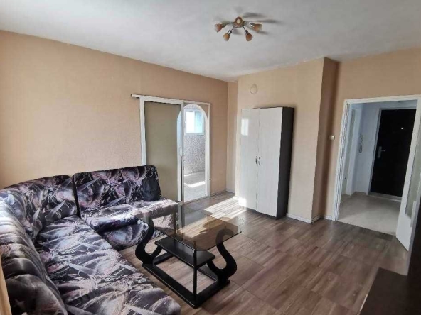 Дава се под наем Двустаен апартамент в Бургас, Меден рудник - зона А - 60 кв.м за 145 € - Снимка #1