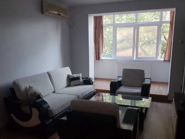 Дава се под наем Тристаен апартамент в Пловдив, Каменица 1 - 90 кв.м за 346.8 € - Снимка #1