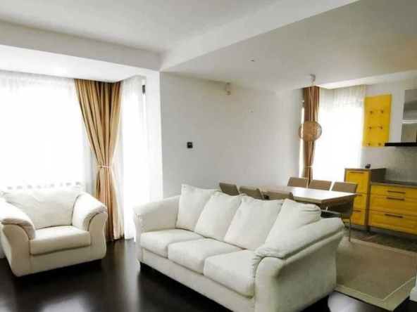 Дава се под наем Тристаен апартамент в Пловдив, Гагарин - 88 кв.м за 316.2 € - Снимка #1