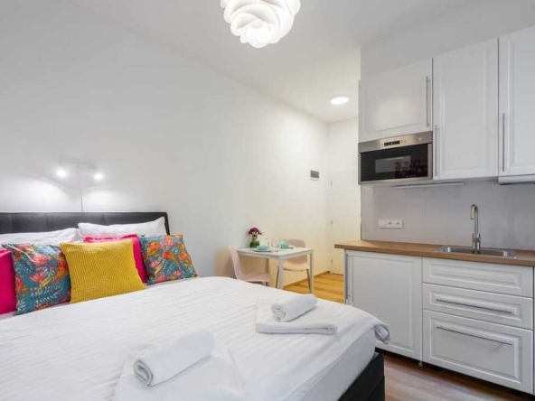 Дава се под наем Едностаен апартамент в Пловдив, Мараша - 38 кв.м за 168.3 € - Снимка #1