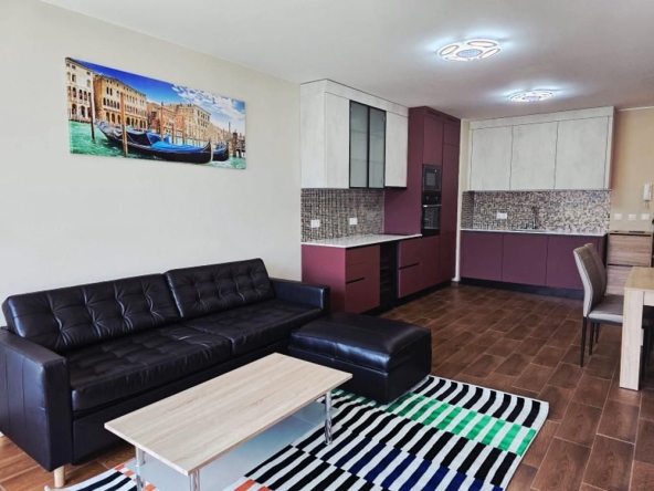 Дава се под наем Двустаен апартамент в София, Център - 79 кв.м за 1000 € - Снимка #1