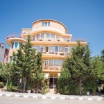 Хотел в с. Равда, Област Бургас - 450 кв.м за 1067 €/кв.м - Снимка #1