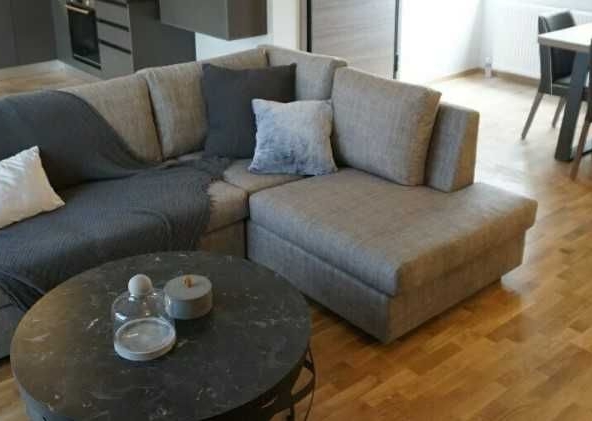 Дава се под наем Двустаен апартамент в Пловдив, Остромила - 49 кв.м за 168.3 € - Снимка #1