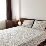 Дава се под наем Тристаен апартамент в Пловдив, Център - 88 кв.м за 341.7 € - Снимка #1